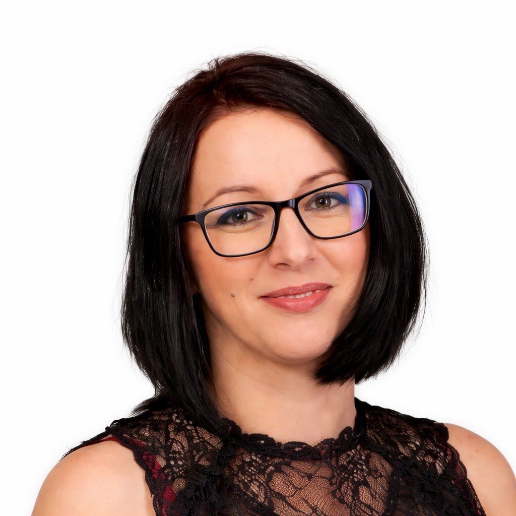 Katonáné Halász Renáta