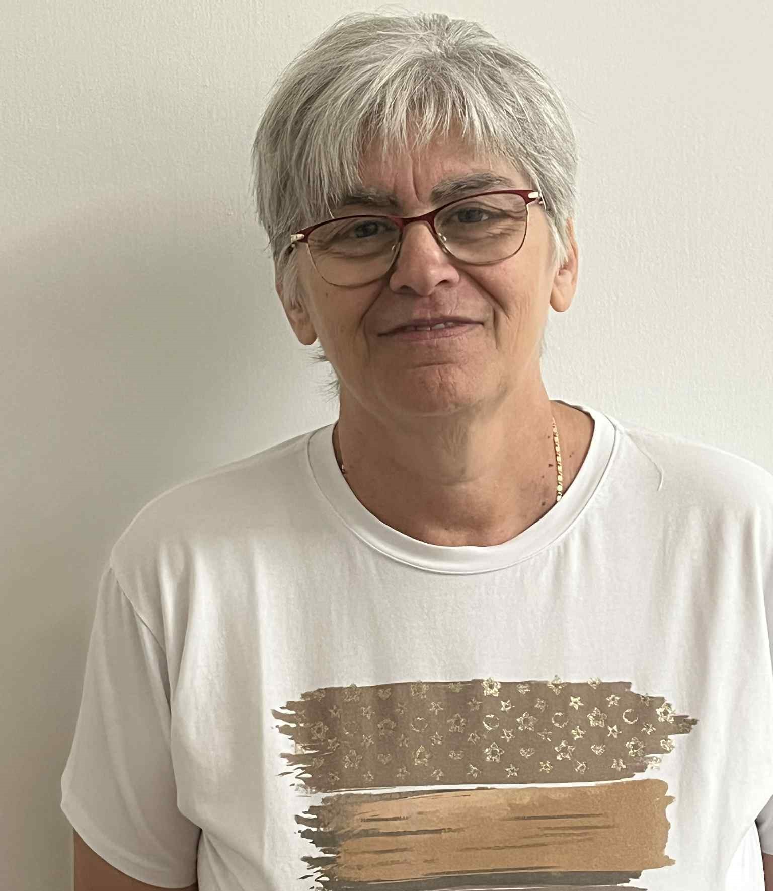 Kapusiné Milák Eszter